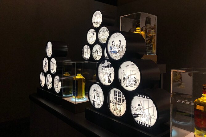 [Otaru & Yoichi] Let's go to Otaru Canal, Sakaimachi Street, Music Box Hall, and Yoichi Nikka Whiskey by private car (arriving and departing from Sapporo) - Sakaimachi Street, food, and the Music Box Hall
