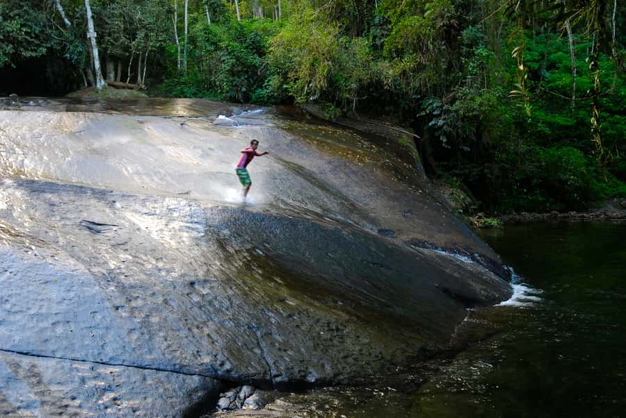Paraty: Jungle Waterfalls and Cachaça Distillery Jeep Tour - Lunch beside the Perequê-Açu River