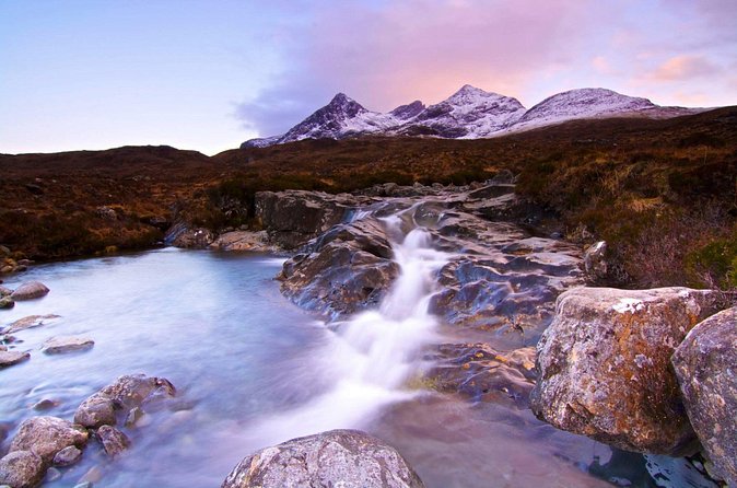 Personalized Isle of Skye Private Tours: Landmarks & Distilleries - Staffin Fossil Museum and Skye’s prehistoric past