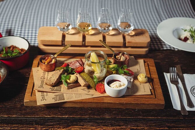 Polish Spirits tasting in Gdańsk Craft Distillery tawern - What the one-hour timing means