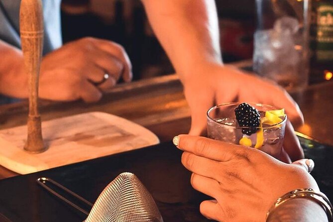 Premium Tennessee Whiskey Workshop: Cocktails Stories and Culture - What happens during the 90 minutes