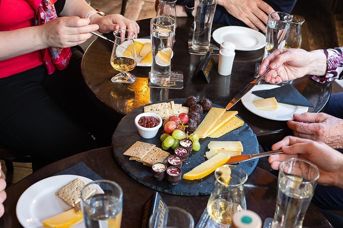 Premium Whiskey and Food Tasting in Dublin - Walking to The Palace Bar in Temple Bar