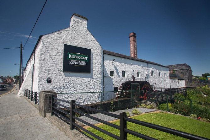 Private Full Day Whiskey Tour from Dublin with Tullamore D.E.W. - Tullamore D.E.W.: a polished modern finish