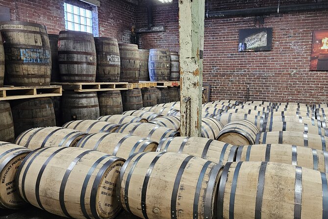 Private Louisville Bourbon Tour (Groups of 2-11) Old-Fo & More - Key points at a glance
