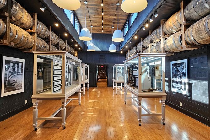 Private Louisville Bourbon Tour (Groups of 2-11) Old-Fo & More - Why a private bourbon day can be worth the price