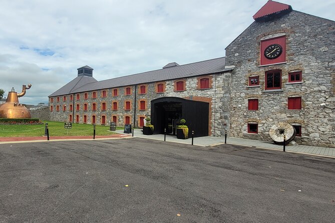 Private Tour , Blarney Castle, jameson Distillery and Cobh. - Blarney Castle and the gardens