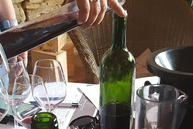 Private tour from Cognac - Cognac Distillery & Bordeaux Winery with a workshop - Morning at two Bordeaux wine estates