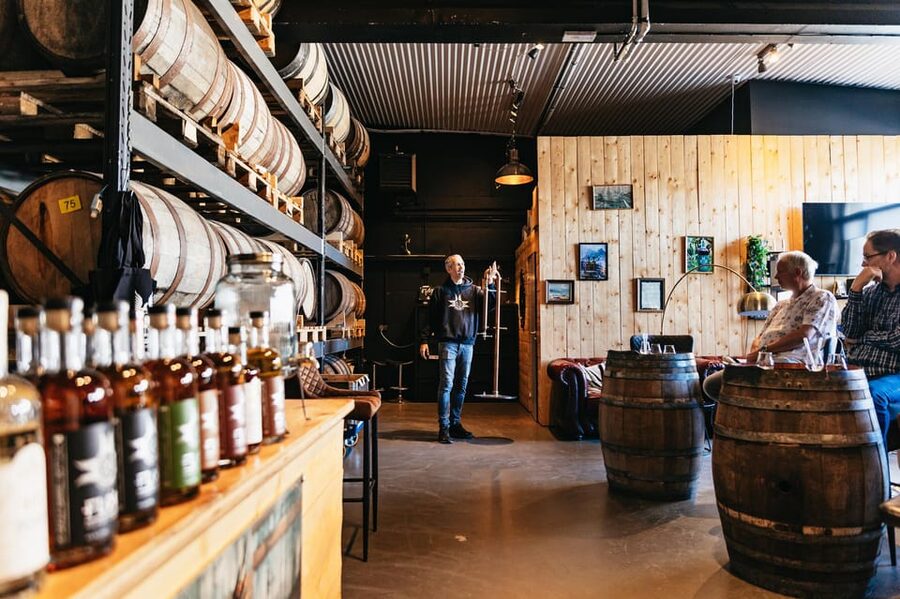 Reykjavik: Eimverk Distillery Guided Tour with Tasting - Comparing gin, whiskey, and Brennivín