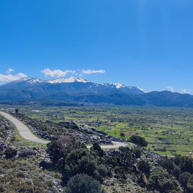 Safari: Juhtas mount,raki and wine distillery,explore crete - Kasteli offers a simple village coffee break