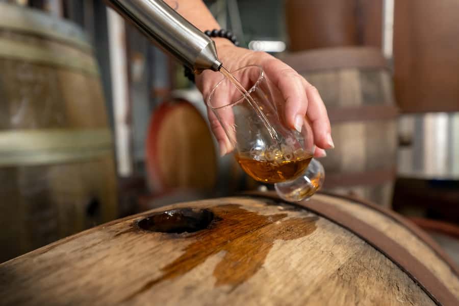 Sarina: Sugar Shed Distillery Tour with Tastings - Getting There from Mackay or Rockhampton