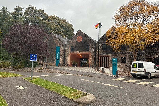 Scottish Whisky Distillery & Fairytale Dunrobin Castle - Loch Fleet and the northern drive