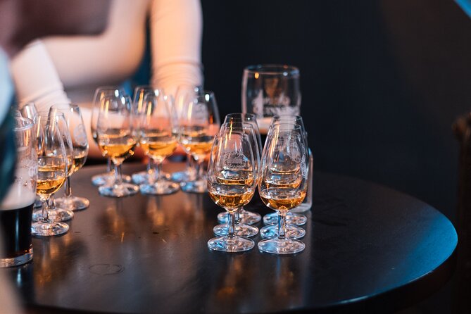 The Single Cask Whiskey Experience - Who will enjoy this Belfast whiskey tasting