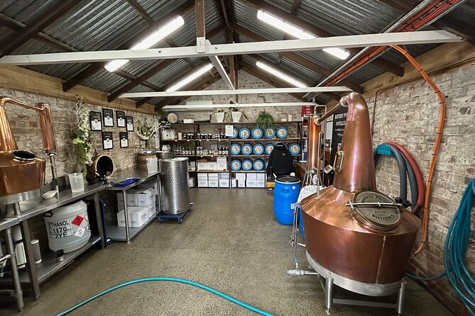 Wine, Gin & Whisky Tour - Hobart & SE Tasmania - 7K Distillery brings gin into the mix